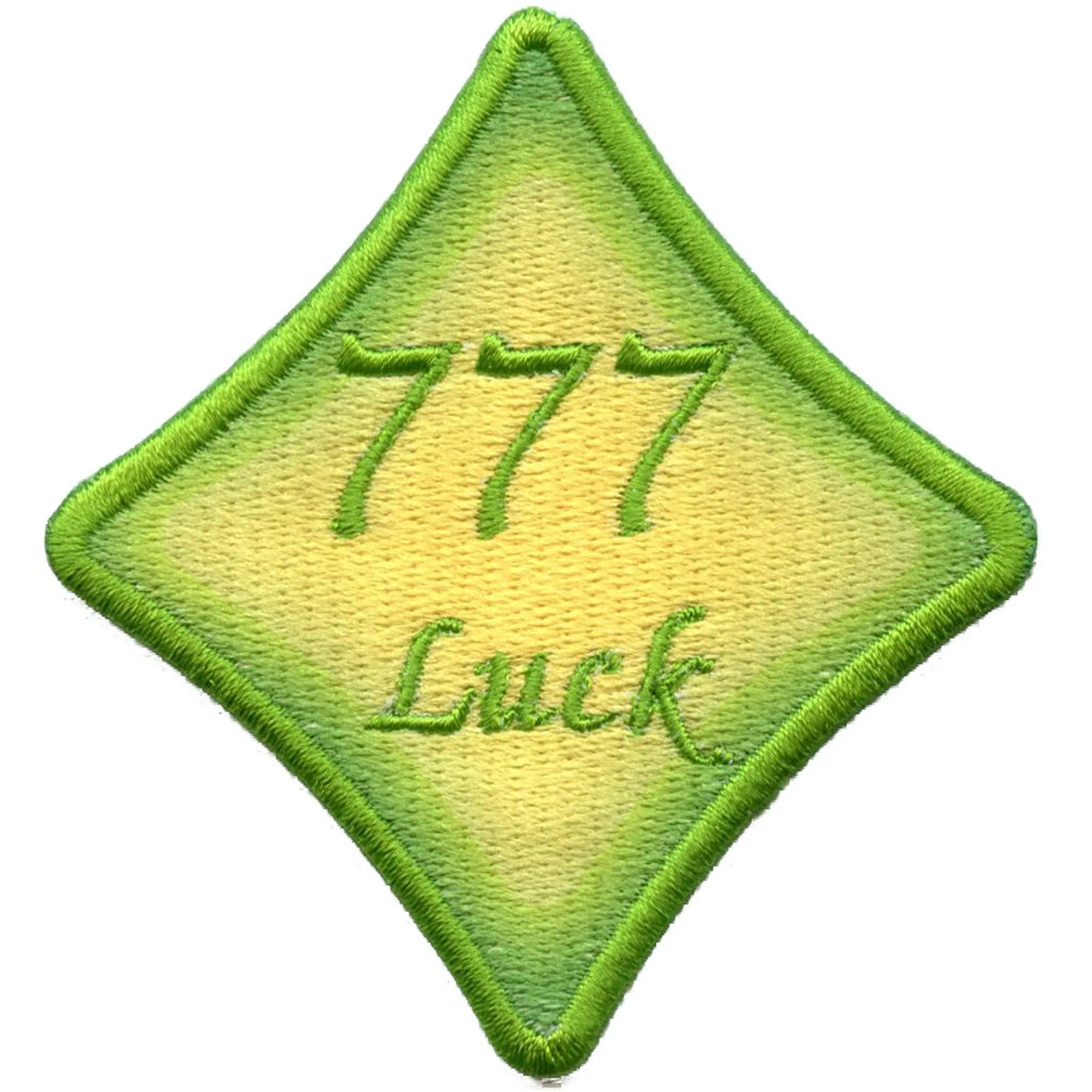 Patch brodé thermocollant avec les nombres angéliques 777, porte-bonheur, mythologie, psychique