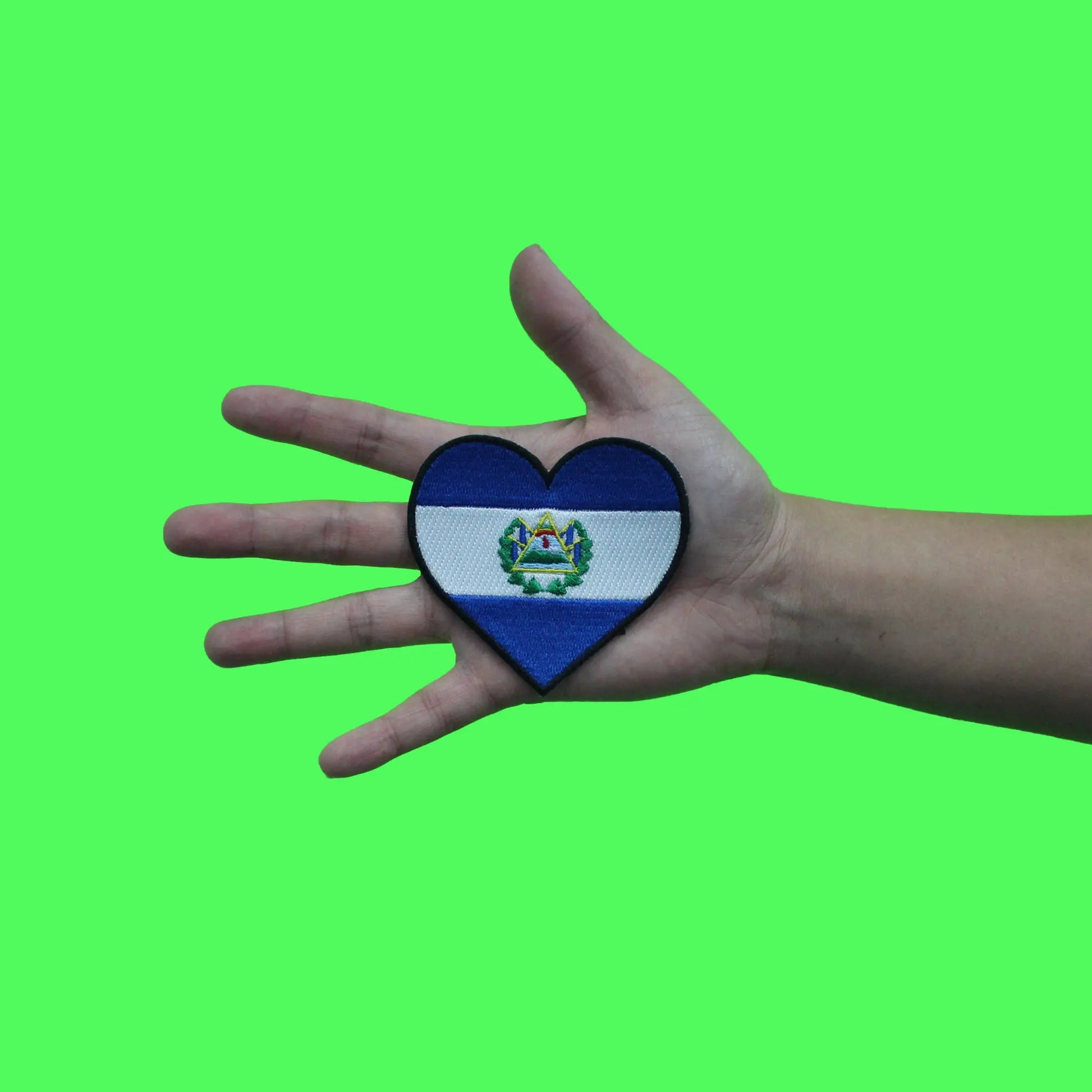 El Salvador Flag Patch Hispanic Country Heart Embroidered Iron On