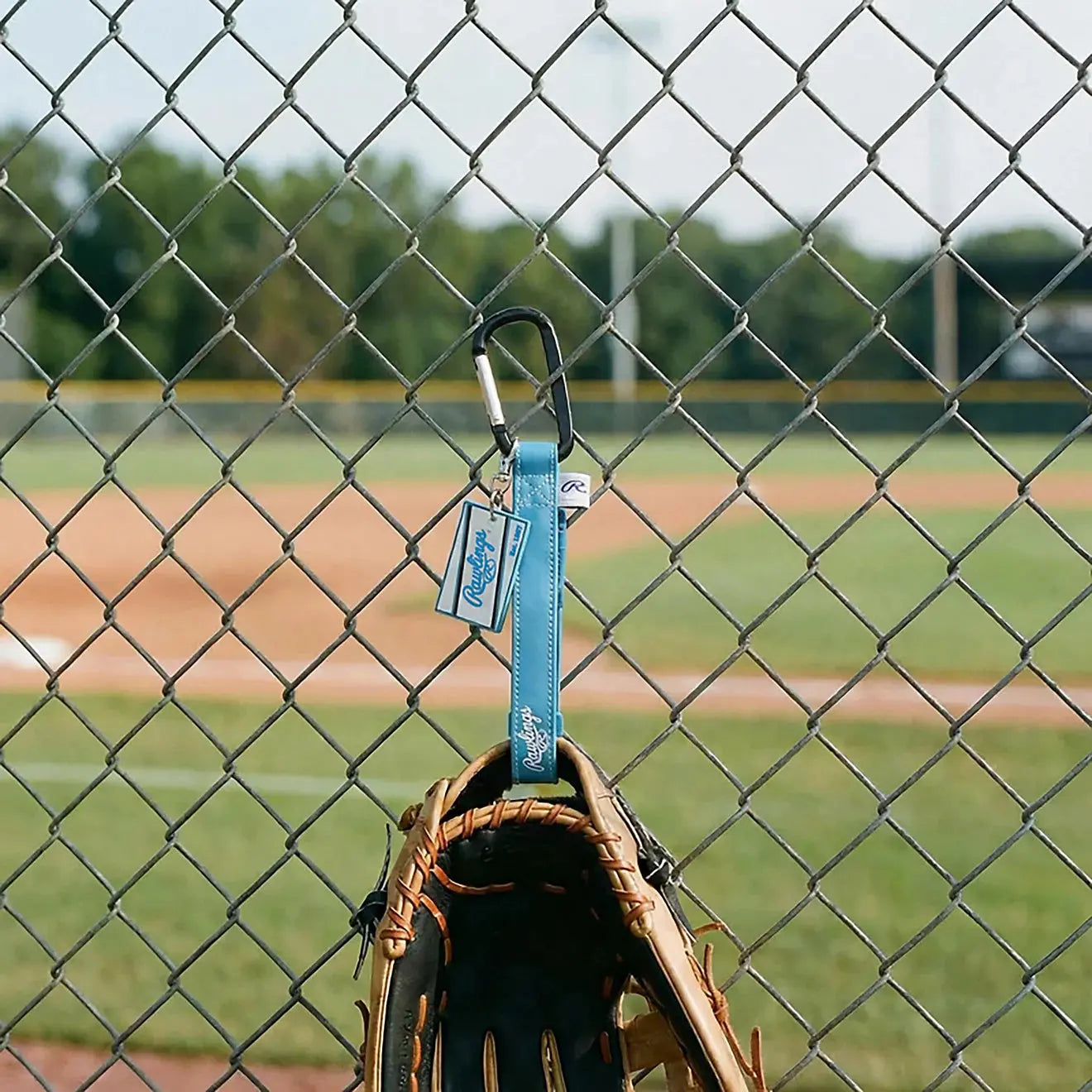 Customized Rawlings Glove Clip