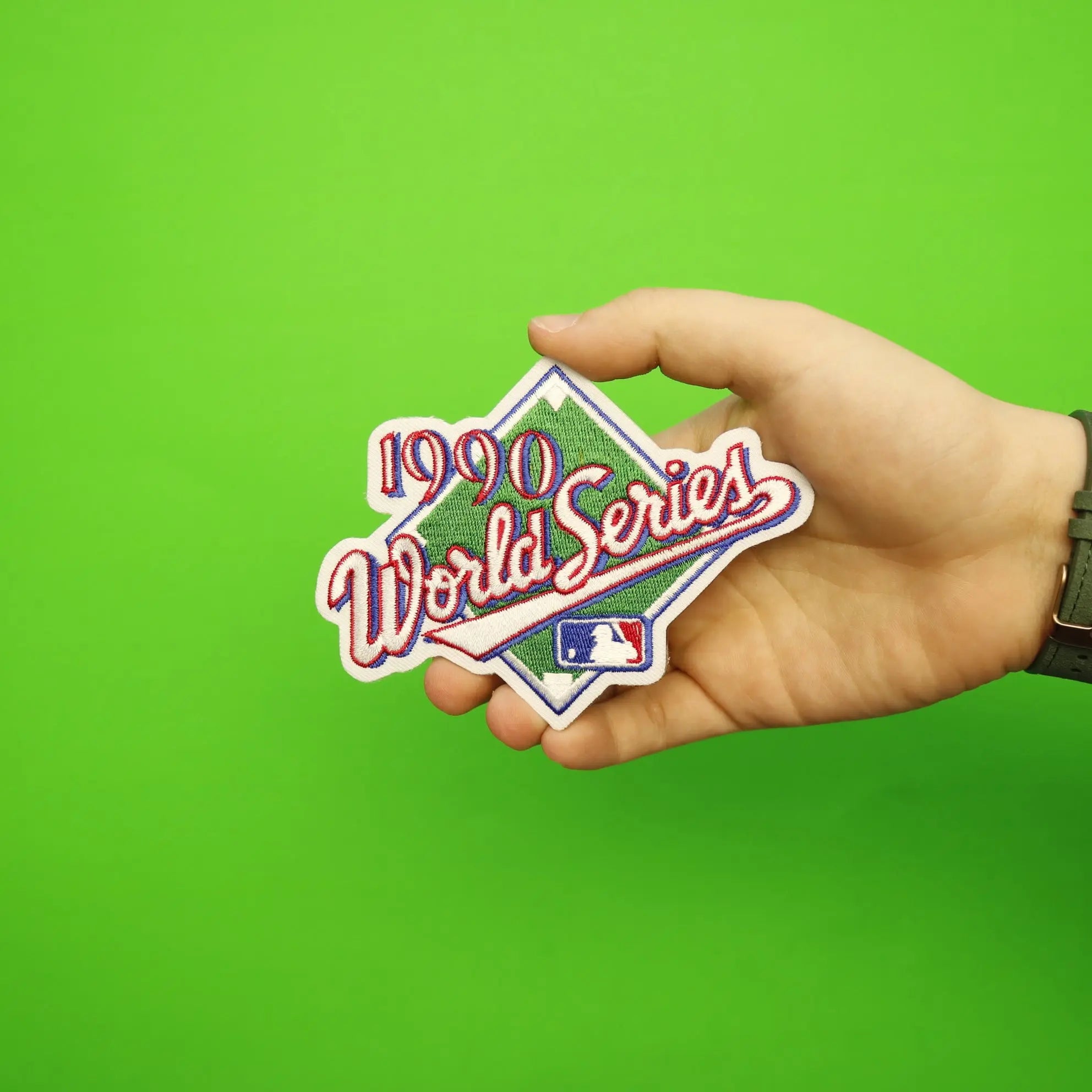 1990 MLB World Series Logo Jersey Patch Cincinnati Reds vs Oakland