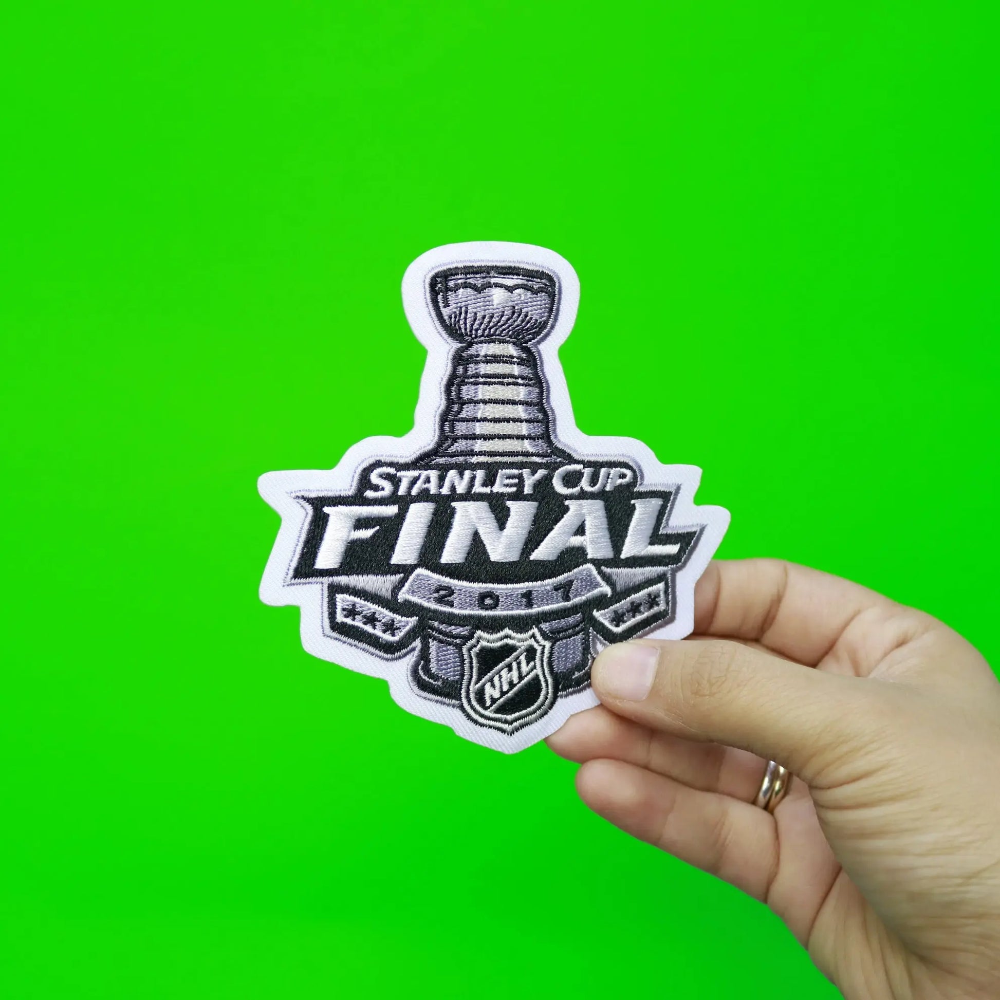 2017 Official NHL Stanley Cup Final Commemorative Jersey Patch Nashville Predators Pittsburgh Penguins 