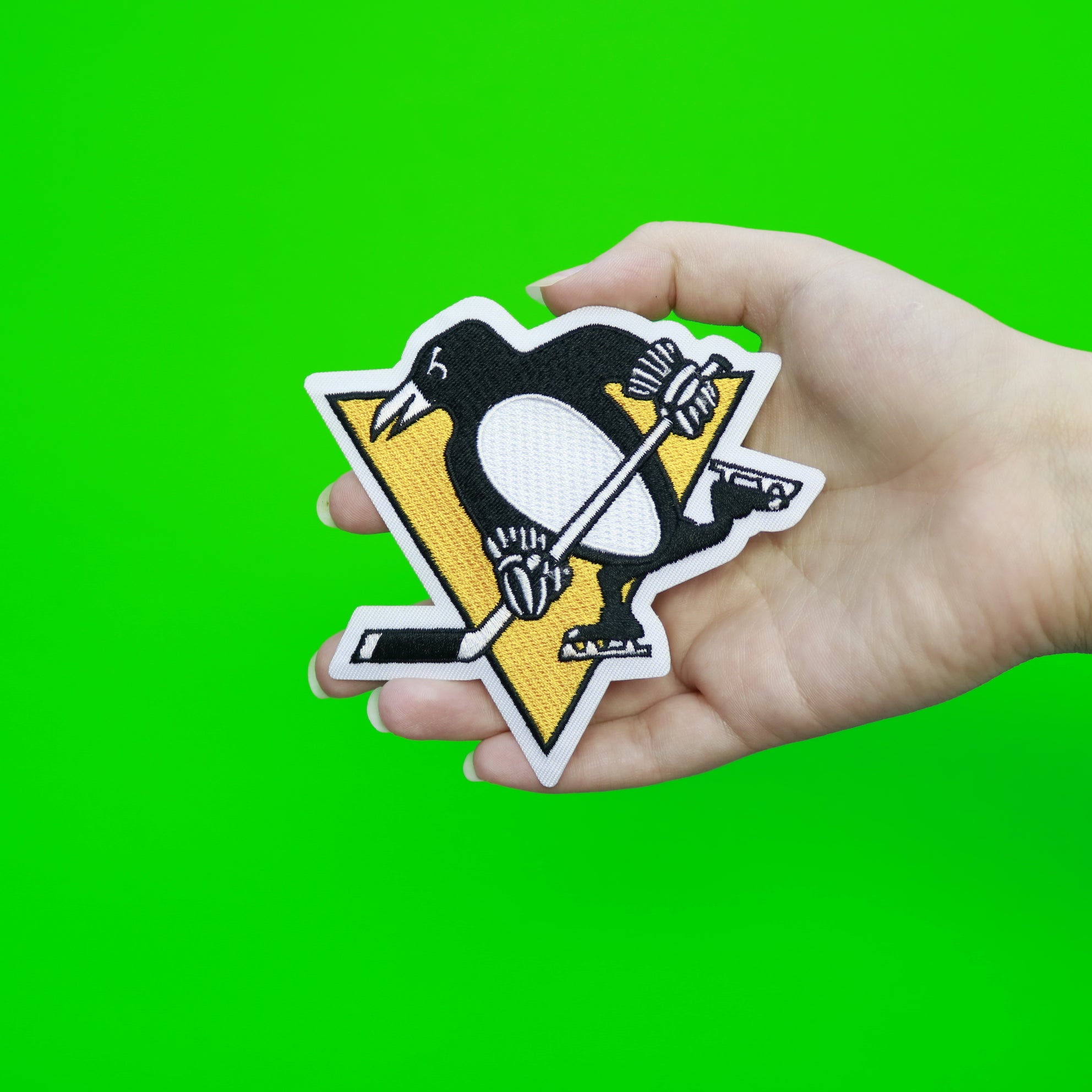 Pittsburgh Penguins Primary Team Logo Patch (Yellow Skating Penguin) 